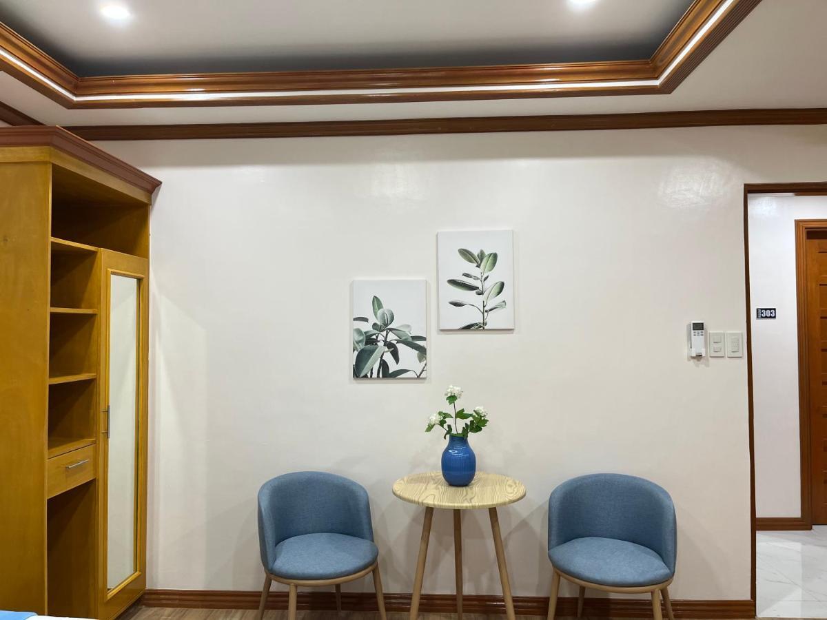 The Legacy Hotel Tayabas Екстериор снимка